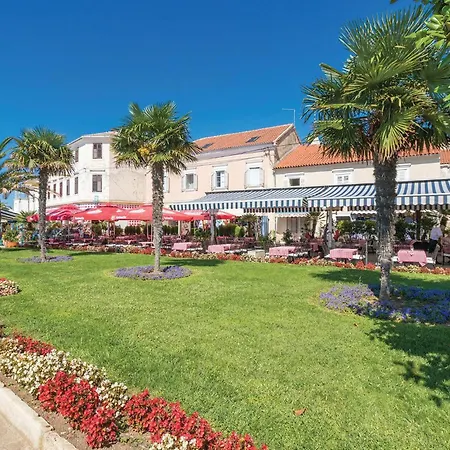 Vakantiehuis Awesome In Drage