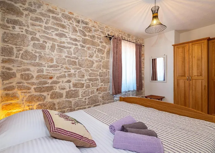 Holiday home Awesome In *
