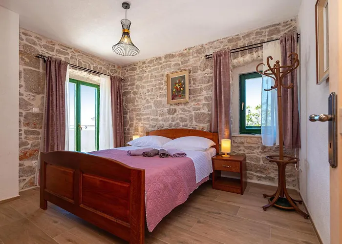 Vakantiehuis Awesome In *