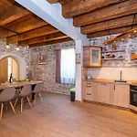 Holiday home Awesome In *